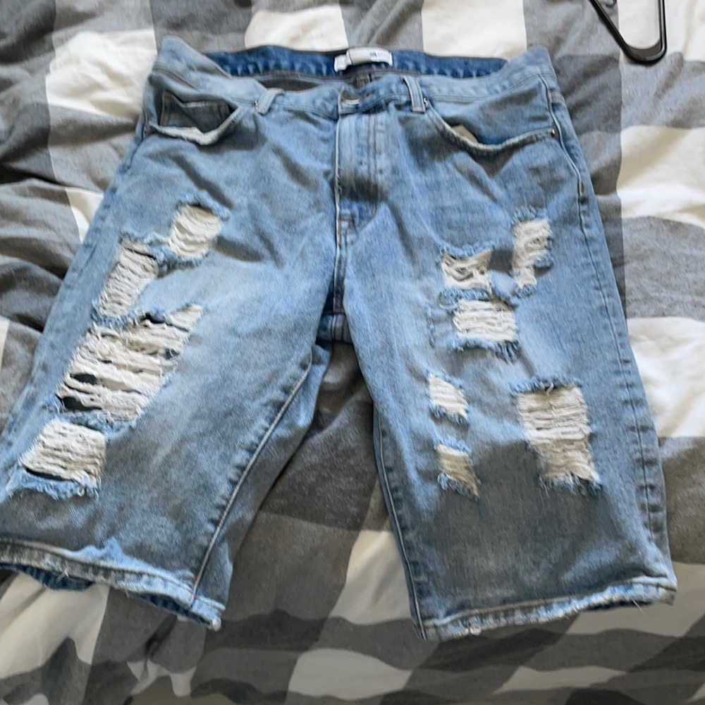 fashion nova men’s jean shorts size 32